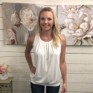 Sleeveless Round Neck Pleated Top - Ivory